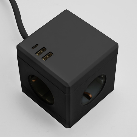 HM10-41-01 Удлинитель 3-местный с/з, 3x1мм², 1.5м, 250В, 16А, 2USB+1С, 5V 3,1А, серия Comfort, черный STEKKER