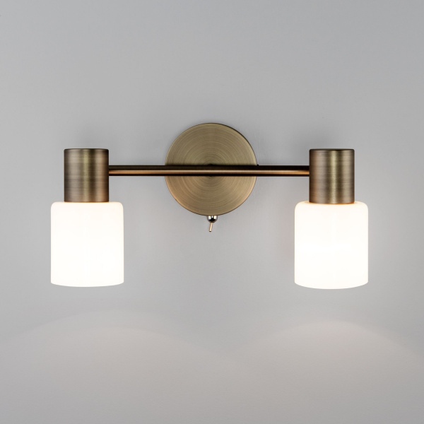 Настенный светильник с плафонами 2*E27 40Вт античная бронза IP20 (20089/2 бронза) Eurosvet