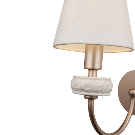 Бра 1*E14 40Вт Матовое Золото IP20 Roma ARM006WL-01G Maytoni