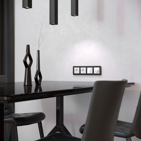 Platinum Рамка на 4 поста черный алюминий Werkel