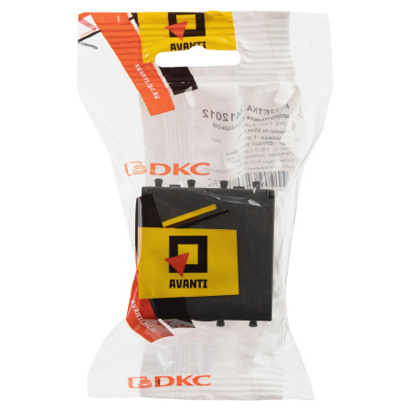 Розетка с крышкой модульная, 2P+E, с з/ш, "Avanti", "Черный матовый", 2модуля DKC