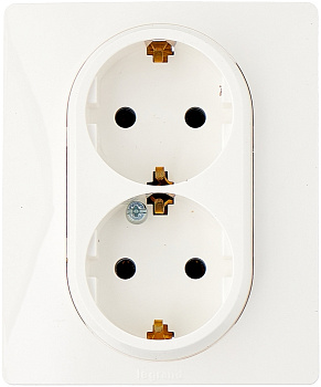 Etika Розетка СУ 2-м 16А белая IP20 Legrand