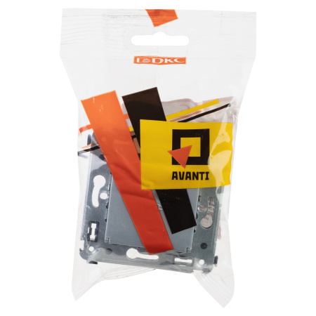 Розетка с крышкой в стену, 2P+E, с з/ш, "Avanti", "Закаленная сталь" DKC