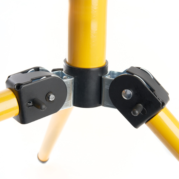 Светодиодный прожектор Feron LL-503 на штативе IP65 2*50W 6400K