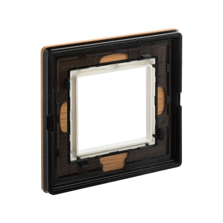 Рамка из натурального дерева, "Avanti", беленый дуб, 1 пост (2 мод.) DKC