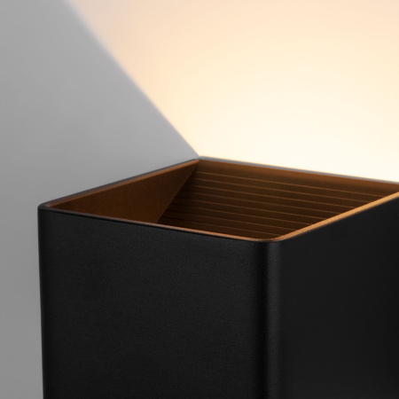 Настенный светодиодный светильник 6Вт 3000К черный IP20 Corudo (a053071) Elektrostandard