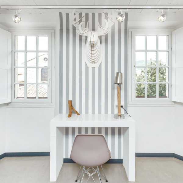 Трехфазный трековый св/д св-к IP20 LED 4000K 10W 100-265V белый/хром KNOF NOVOTECH