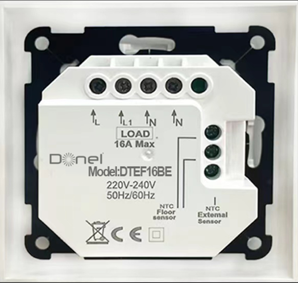 Donel Термостат с датчиком пола, с недельным программированием, 16 A, 55*55 мм., черное стекло, серия DTEF