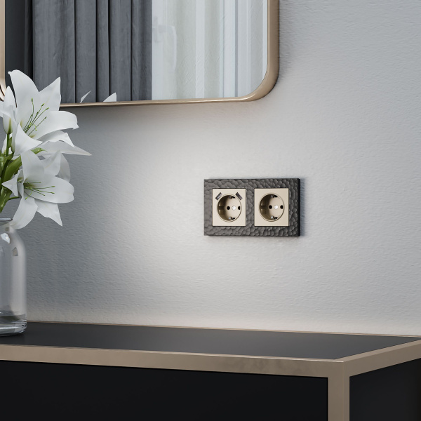 Накладка для USB розетки (шампань) СУ IP20 Werkel