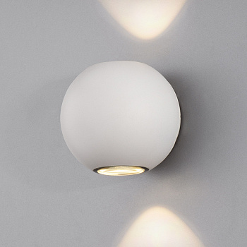 Уличный настенный светодиодный светильник 10Вт 3000К белый IP54 Diver (a038537) Elektrostandard