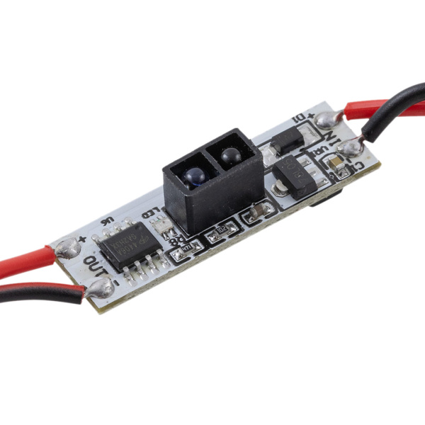 04-45 ИК выключатель на препятствие для алюминиевого профиля , монохром., 12/24В, 48/96Вт, IP20, 33x10x4,8мм. Apeyron