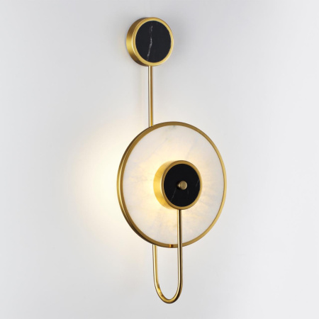 Настенный св-к IP20 LED 10W 525Лм 3000K светлый/черный мрамор/черный металл NAXOS ODEON LIGHT