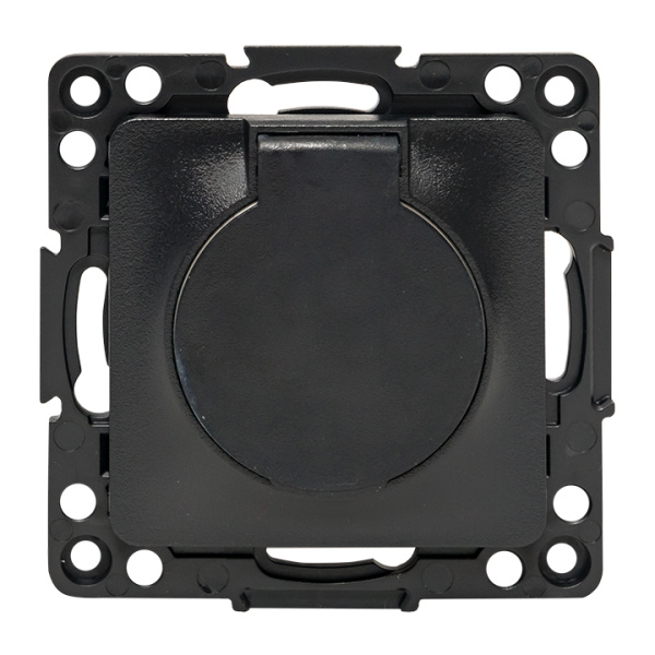 Стокгольм Механизм Розетки 1-местной с/з 16А черный с крышкой и защ, штор, IP44 EKF