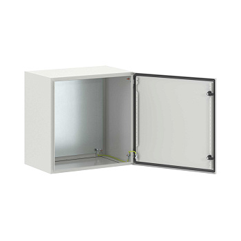 Корпус навесной STE с М/П ВхШхГ 600x600x400 мм DKC