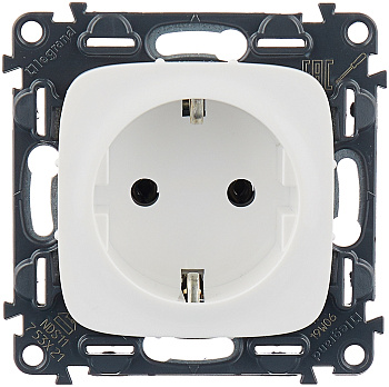 Valena Allure Механизм розетки с лицевой панелью 2К+З безвинтовые зажимы 16А белый IP20 Legrand