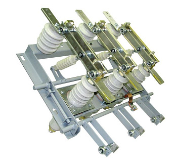 Разъединитель РВФЗ-10/630-II-II УХЛ3 с приводом ПР-10 Stingray EKF