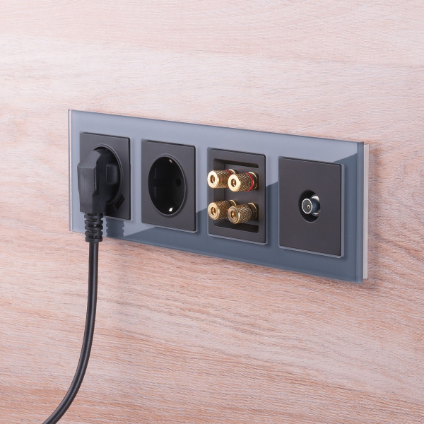 Favorit Рамка на 4 поста (серый,стекло) Werkel