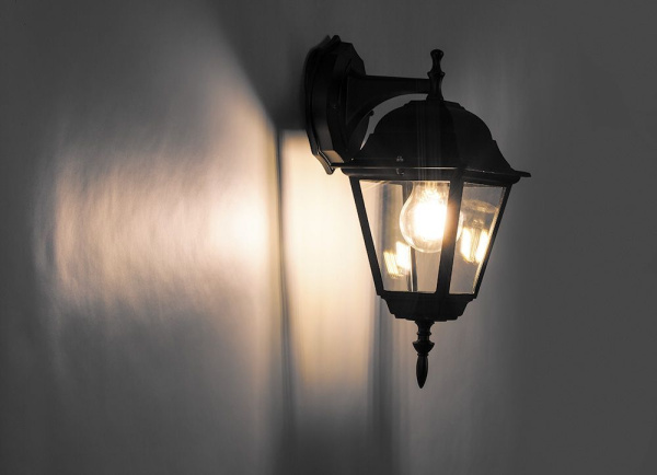 Светильник садово-парковый Feron 4202/PL4202 четырехгранный на стену вниз 100W E27 230V, черный