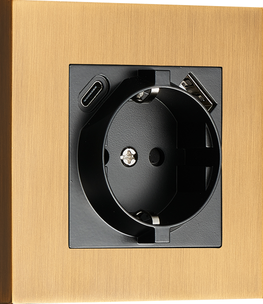 Donel N96 Розетка Schuko с зарядным устройством USB A+C, с защитными шторками, Латунь, серия DT