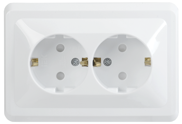 Розетка 2-местная РСш12-3-ВБ с з/з с защитной шторкой 16А ВЕГА белый IEK