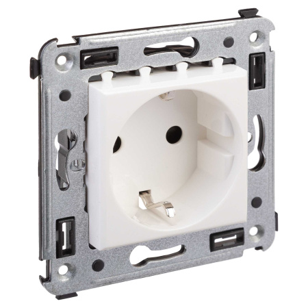 Розетка в стену, 2P+E, с з/ш, "Avanti", "Белое облако" DKC