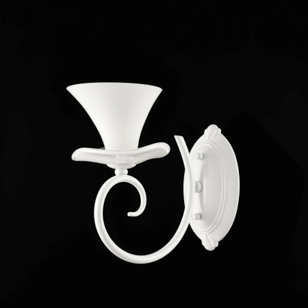 Бра 1*E14 40Вт Жемчужный белый IP20 Fabre FR2001-WL-01-W Freya