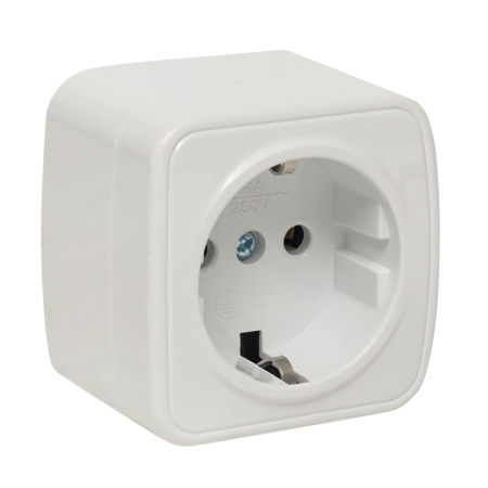 Минск Розетка 1-местная ОП 16А с заземлением белая Basic EKF