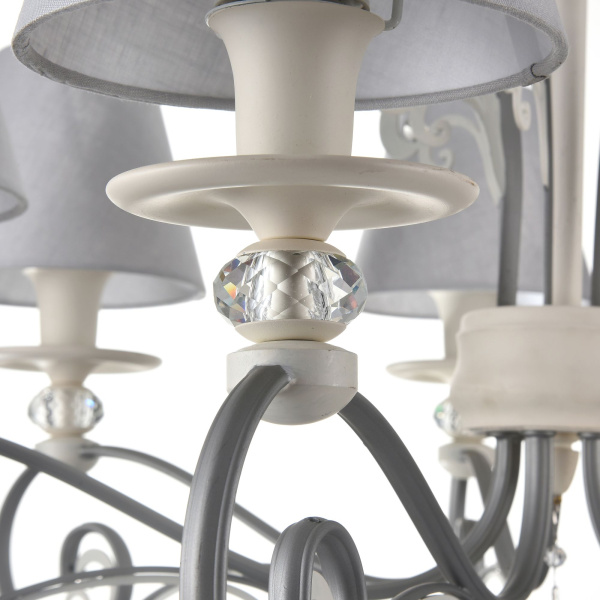 Люстра 7*E14 40Вт Белый IP20 Wings ARM993-PL-07-W Maytoni