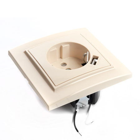 Розетка 1-местная с/з, STEKKER, PST16-9011-02 250В, 16А с защитной шторкой и с USB, серия Эрна, слоновая кость
