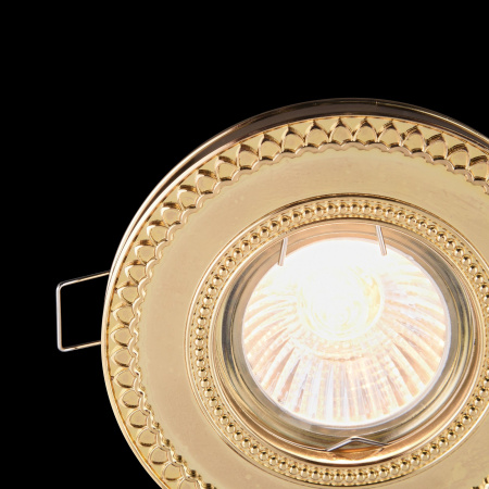 Встраиваемый светильник 1*GU10 50Вт Золото IP20 Metal Classic DL302-2-01-G Maytoni