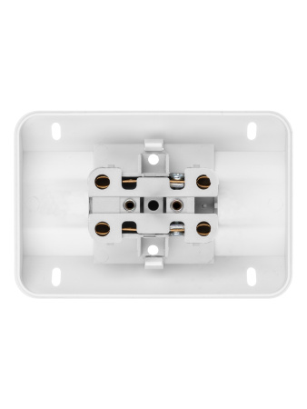 Розетка угловая двойная 2П открытой установки с з/ш IP20 250В 10А белая "Ладога" TDM