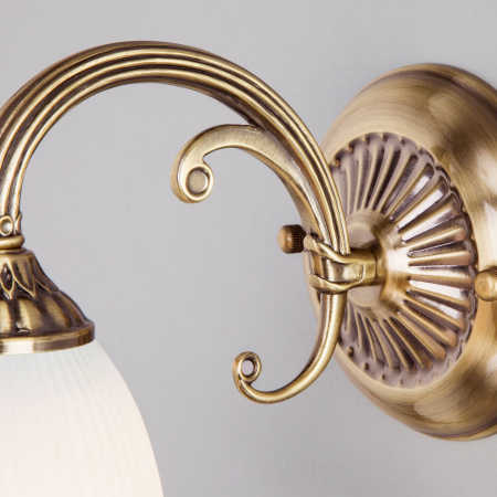 Бра со стеклянным плафоном 1*E27 60Вт античная бронза IP20 Campina (60107/1 античная бронза) Eurosvet Бра со стеклянным плафоном 1*E27 60Вт античная бронза IP20 Campina (60107/1 античная бронза) Eurosvet