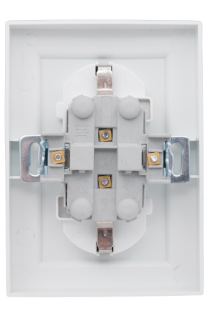 Минск Розетка 2-местная СП с заземлением 16А белая с защ, штор, EKF