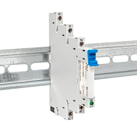 Реле промежуточное с розеткой в сборе РП slim 23/1 6A 230В AC EKF