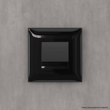 Вывод кабеля из стены "Avanti", "Черный квадрат" DKC