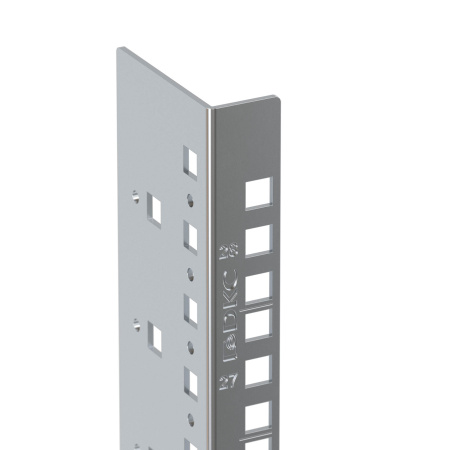 Вертикальные монтажные профили 28U, "L" для напольных 19" IT-корпусов ДКС серии CQE, 2шт DKC
