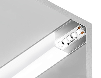 Алюминиевый профиль угл. квадр. серебро/матовый рассеиватель 2000*15.7*15.7, 2 заглушки, 4 крепл. в компл. (для ленты до 9,78мм) Ambrella Light