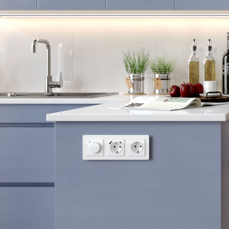 Acrylic Рамка на 3 поста белый Werkel