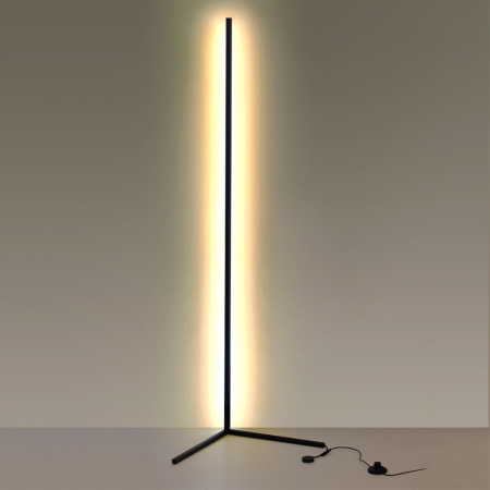 Напольный св-к c ПДУ IP20 LED 6W RGBW 1125Лм 3000K чёрный FILLINI ODEON LIGHT