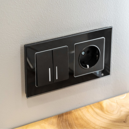 Встраиваемые механизмы Выключатель СУ 2 кл. с подсветкой 10А черный матовый IP20 Werkel