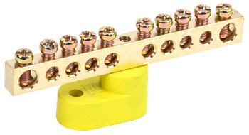 Шина PE "земля" на одном угловом изоляторе ШНИ-6х9-10-У1-Ж IEK