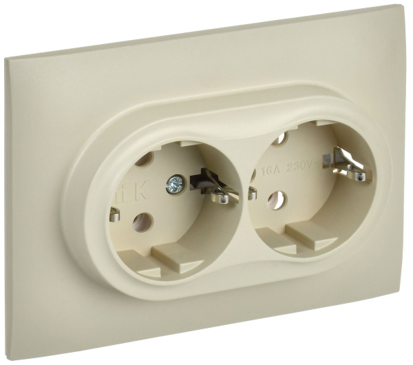 SKANDY Розетка 2-местная с заземлением без защитных шторок 16А в сборе SK-R08B бежевый IEK