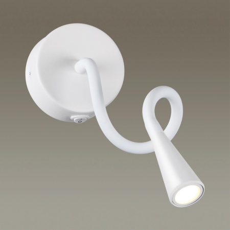 Настен.св-к выкл на базе IP20 LED 3W 270Лм 3000K ODDS белый/металл ODEON LIGHT