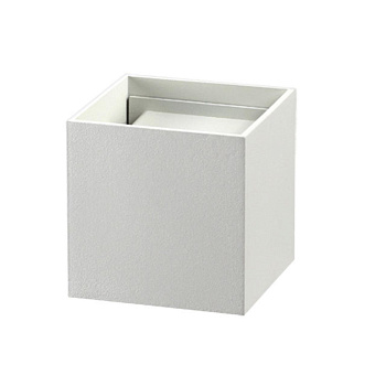 Ландшафтный св-к IP54 LED 3000K 6W 220-240V CALLE белый NOVOTECH