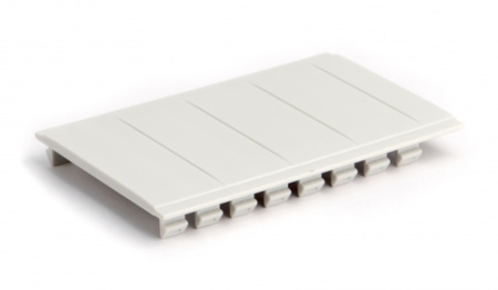 Заглушка на 4 мод. RAL7035 для настенных щитков IP40 и IP65 DKC